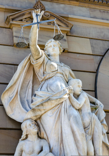 How To Choose An Atlanta Trucking Accident Attorney